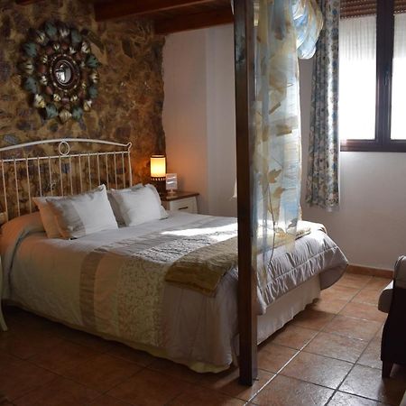 ארקנה Hostal Rural Molino Del Bombo מראה חיצוני תמונה