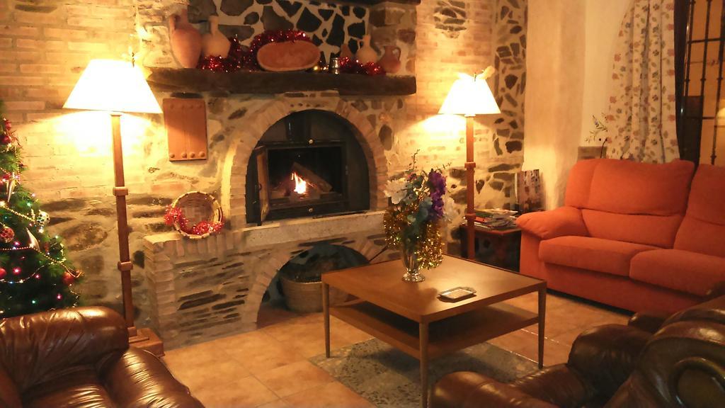ארקנה Hostal Rural Molino Del Bombo מראה חיצוני תמונה