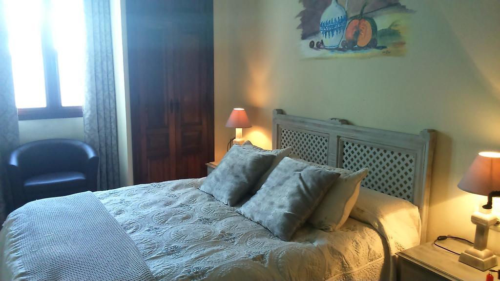 ארקנה Hostal Rural Molino Del Bombo חדר תמונה