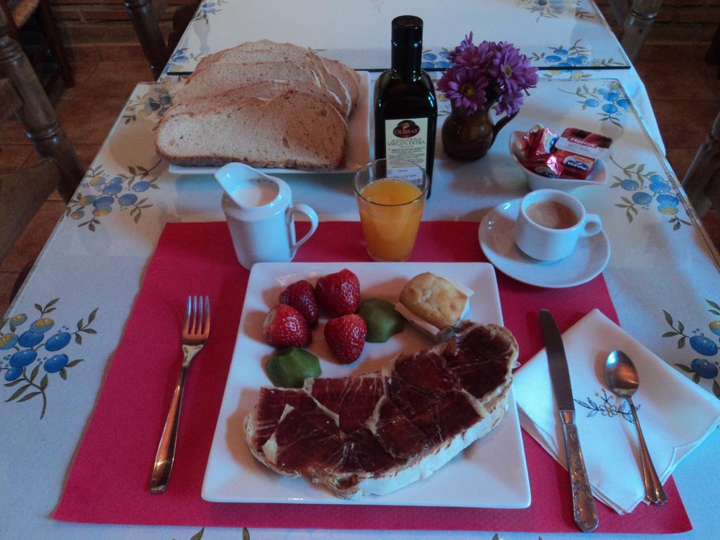 ארקנה Hostal Rural Molino Del Bombo מראה חיצוני תמונה