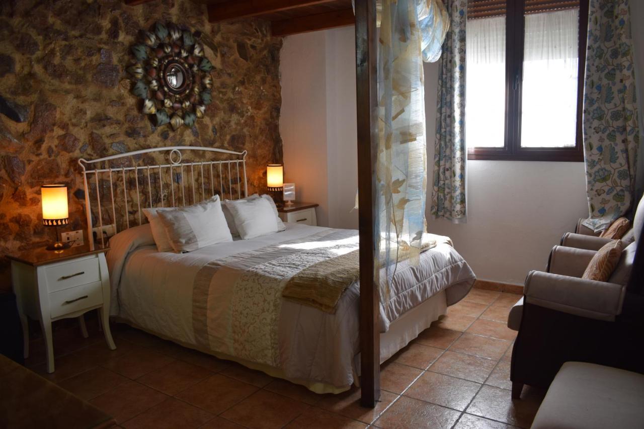 ארקנה Hostal Rural Molino Del Bombo מראה חיצוני תמונה