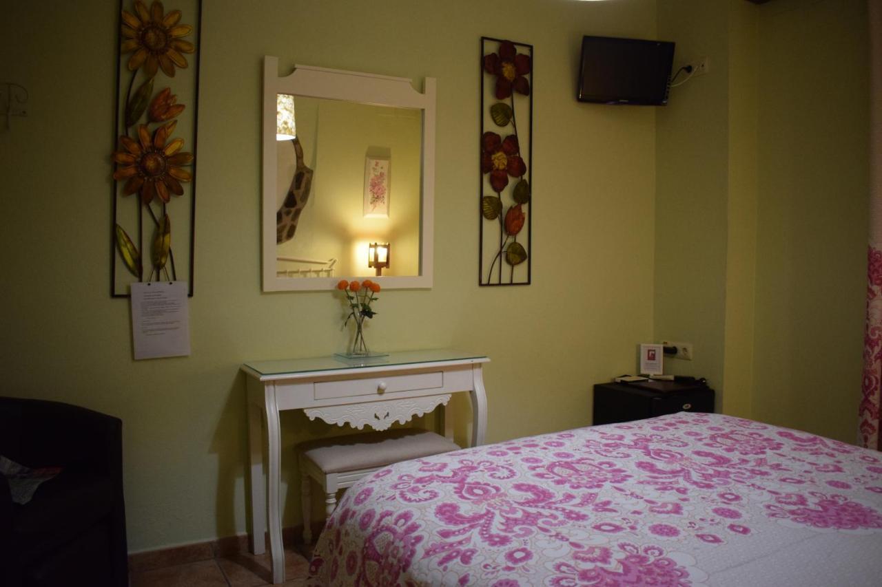 ארקנה Hostal Rural Molino Del Bombo מראה חיצוני תמונה